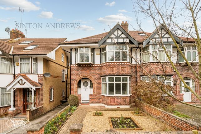 3 bed property, in Brunswick Road, £815,000
