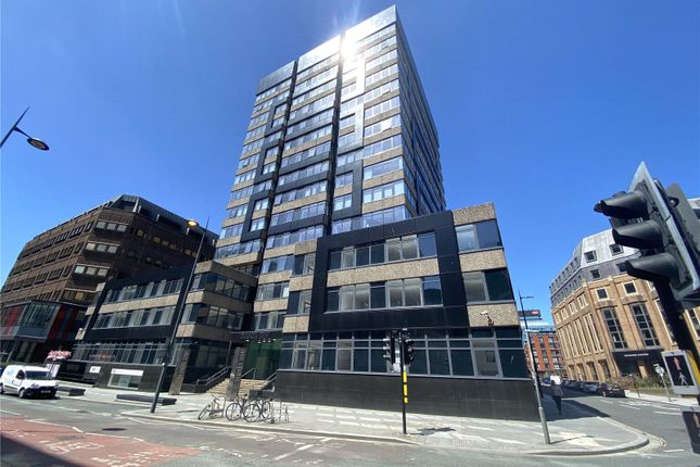 2 bed property, in Silkhouse Court, £115,000