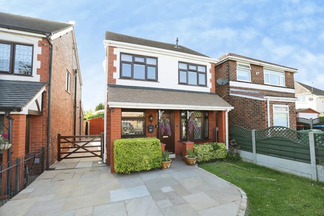 3 bed property, in Felix Road, £290,000