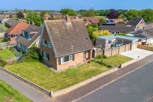 4 bed property, in Brecklands, £350,000