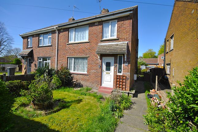 3 bed property, in Queens Crescent, £165,000