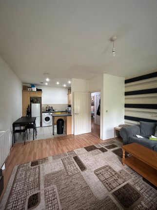 2 bed property, in 64 Chapel Gardens, £95,000