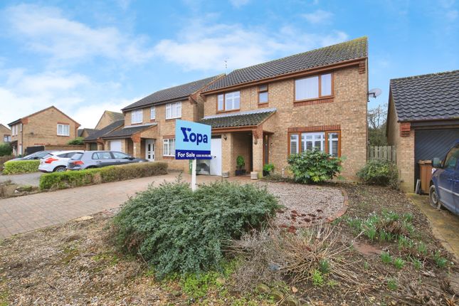 4 bed property, in Hoylake Drive, £330,000