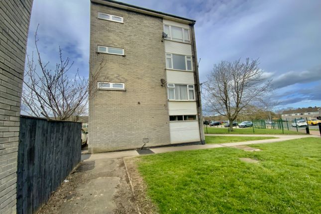 2 bed property, in Westway, £34,000