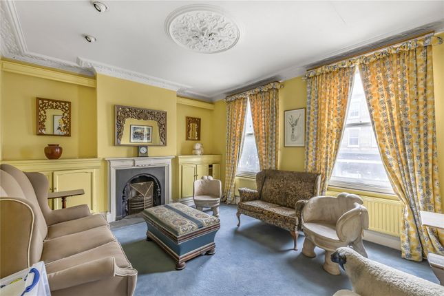 3 bed property, in Wandsworth Bridge Road, £750,000