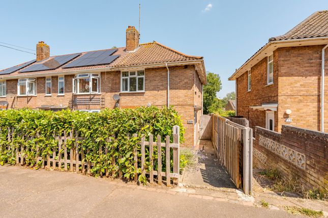 3 bed property, in Jex Road, £200,000