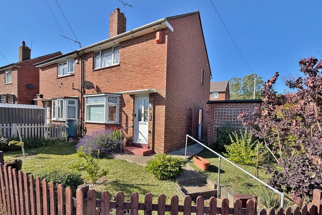 2 bed property, in Hillsley Road, £255,000