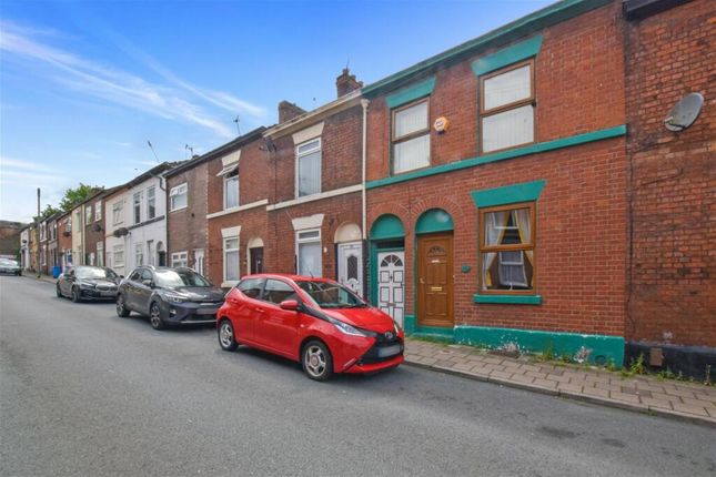 3 bed property, in 18 Bridgewater Street, £105,000