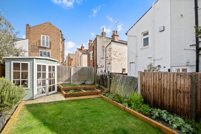 2 bed property, in Stephendale Road, £700,000