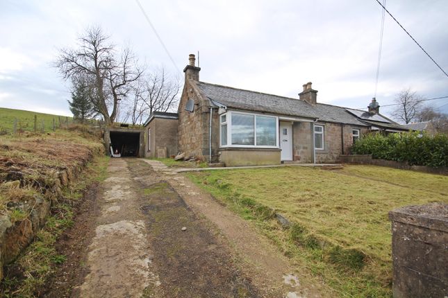 2 bed property, in Kenslea, £100,000