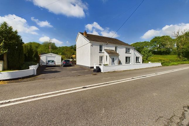 5 bed property, in Pontardulais Road, £399,000
