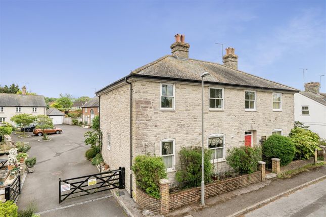 3 bed property, in Little Britain, £395,000
