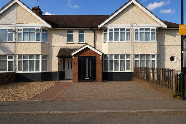 2 bed property, in Denison Road, £450,000