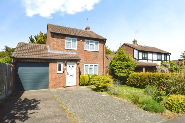 3 bed property, in Broadleaf Avenue, £475,000