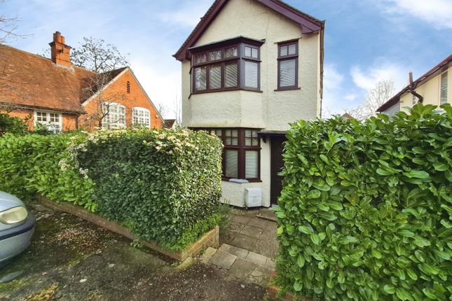 3 bed property, in Sandford Road, £425,000