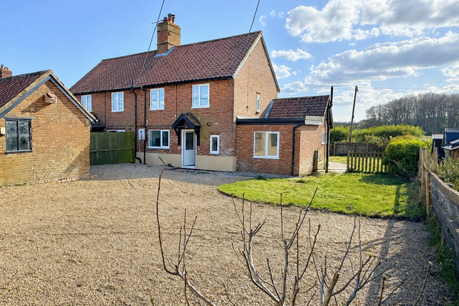 3 bed property, in Fakenham Road, £260,000