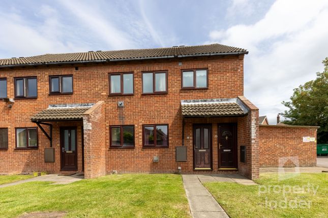 2 bed property, in Nelson Way, £125,000