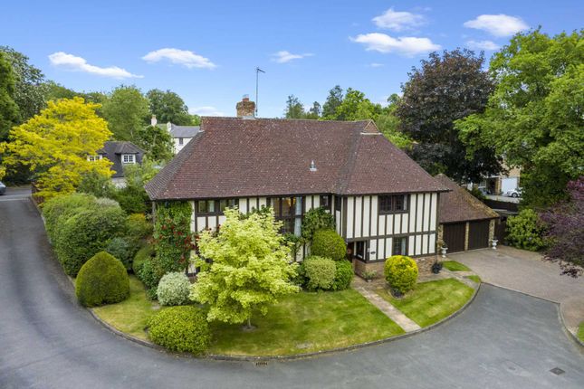 5 bed property, in Snows Ride, £1,195,000