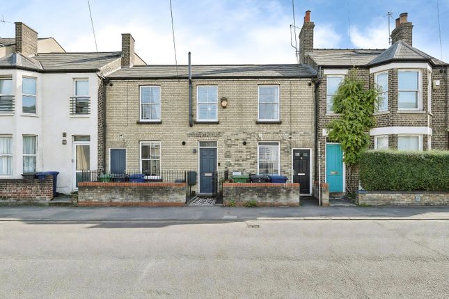 4 bed property, in Victoria Road, £550,000