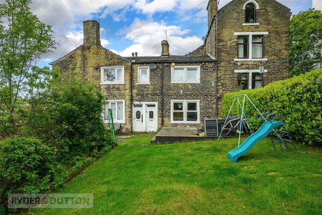 2 bed property, in Upper Range, £170,000