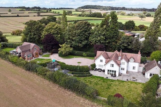 7 bed property, in 96 Damson Lane, £1,125,000