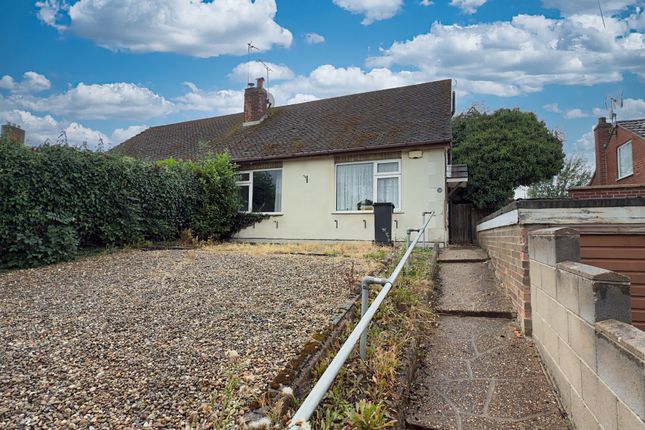 2 bed property, in Talbot Street, £180,000
