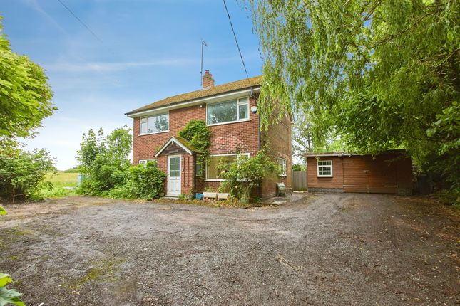 3 bed property, in Victoria Avenue, £375,000