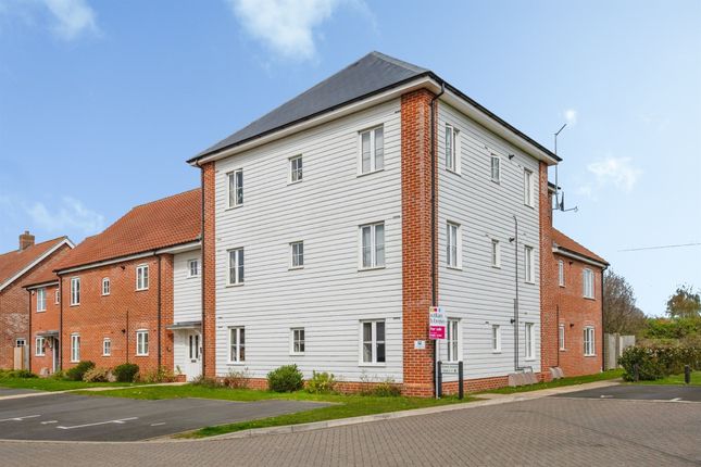 2 bed property, in Smedley Close, £185,000