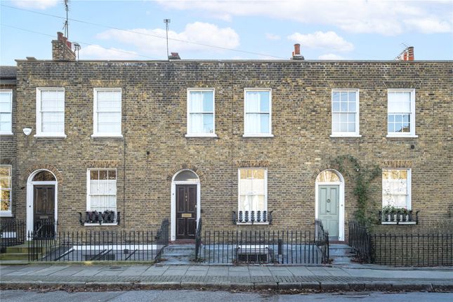 2 bed property, in Lofting Road, £1,700,000