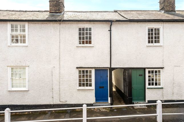 1 bed property, in Walden Road, £165,000