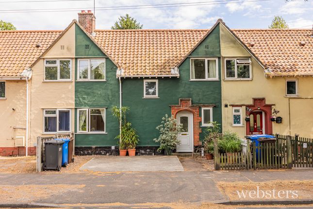 3 bed property, in Gipsy Lane, £230,000