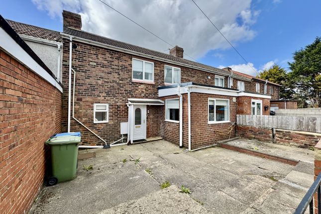 3 bed property, in George Avenue, £88,000