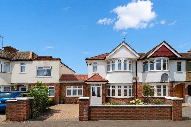 3 bed property, in Torcross Road, £650,000