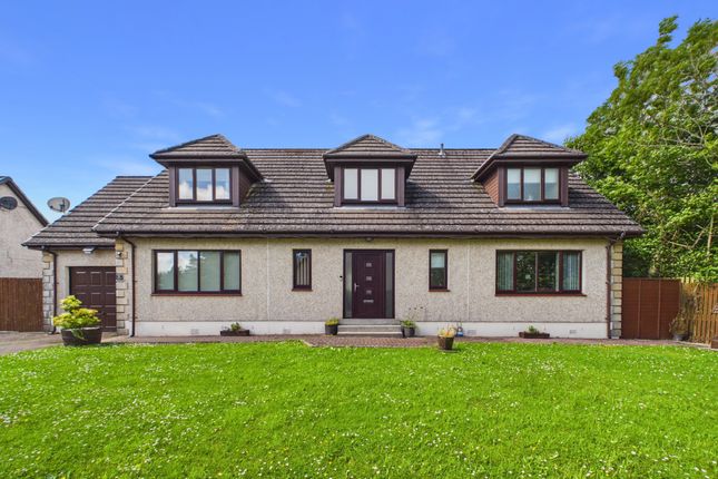 5 bed property, in Glenburn Close, £395,000