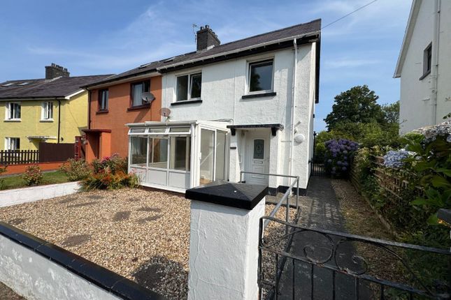 3 bed property, in 4 Cylch Cledan, £210,000