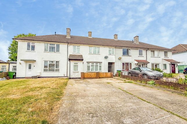 4 bed property, in Portal Road, £300,000