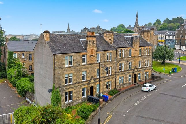 2 bed property, in 10E, £120,000