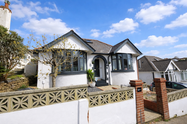 2 bed property, in Redburn Road, £300,000