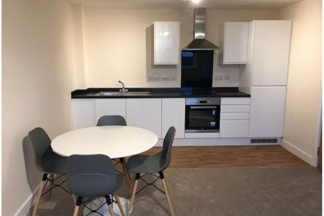 1 bed property, in Castle Court, £62,500