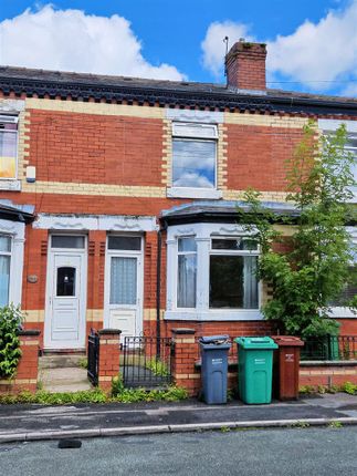 2 bed property, in Heathcote Road, £100,000