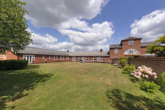 5 bed property, in Wrotham Hill Road, £1,195,000