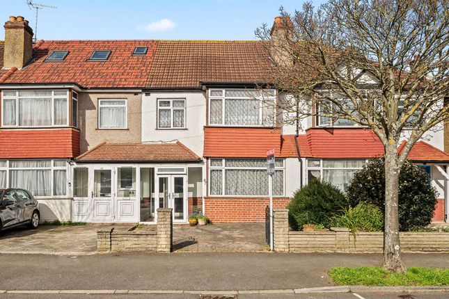 3 bed property, in Priory Road, £415,000