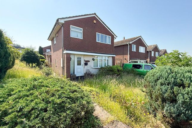 3 bed property, in Trentley Drive, £235,000