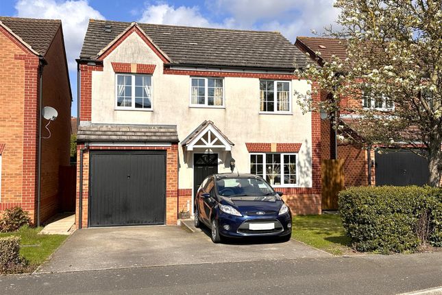 4 bed property, in Magdalene View, £290,000