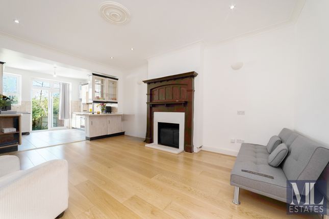 3 bed property, in Staverton Road, £735,000