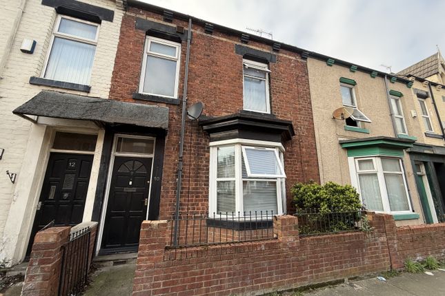 2 bed property, in 10 Windsor Street, £47,000