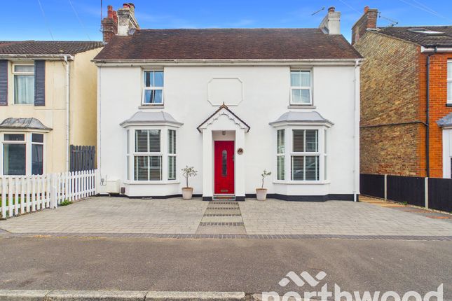 3 bed property, in Romney Road, £435,000