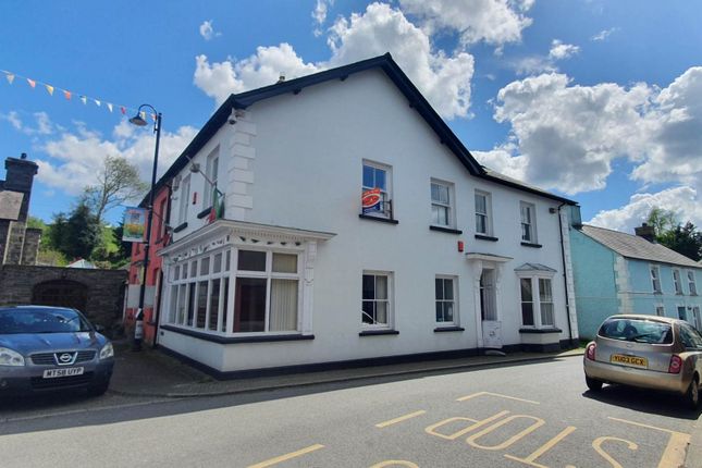 Studio, in Dewi Road, £175,000