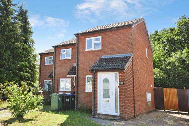 1 bed property, in Chelmer Road, £230,000