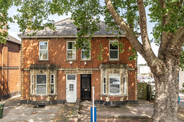 4 bed property, in Gloucester Road, £665,000
